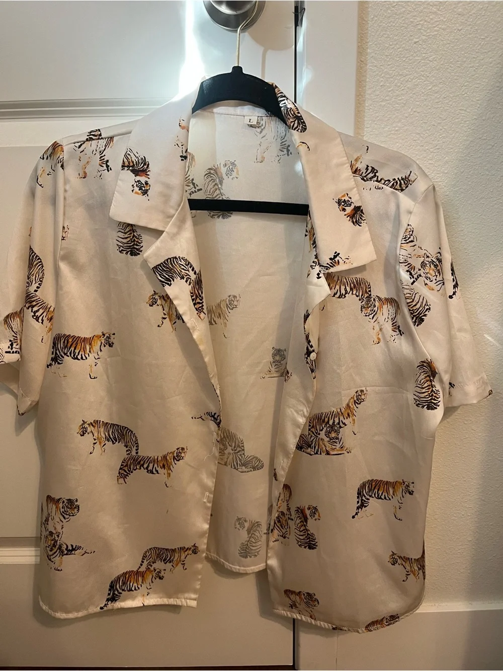 Cute  Beige Tiger Print Short-Sleeve Shirt